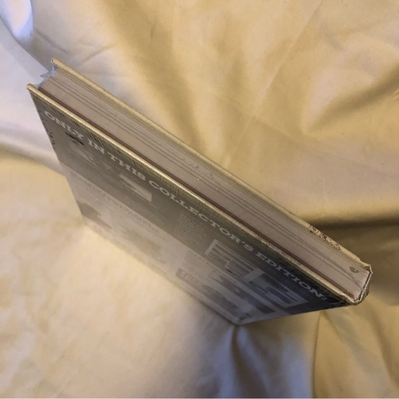 SLEDGEHAMMER GAMES CALL OF DUTY WWII Collector’s Edition Guide - Picture 8 of 12